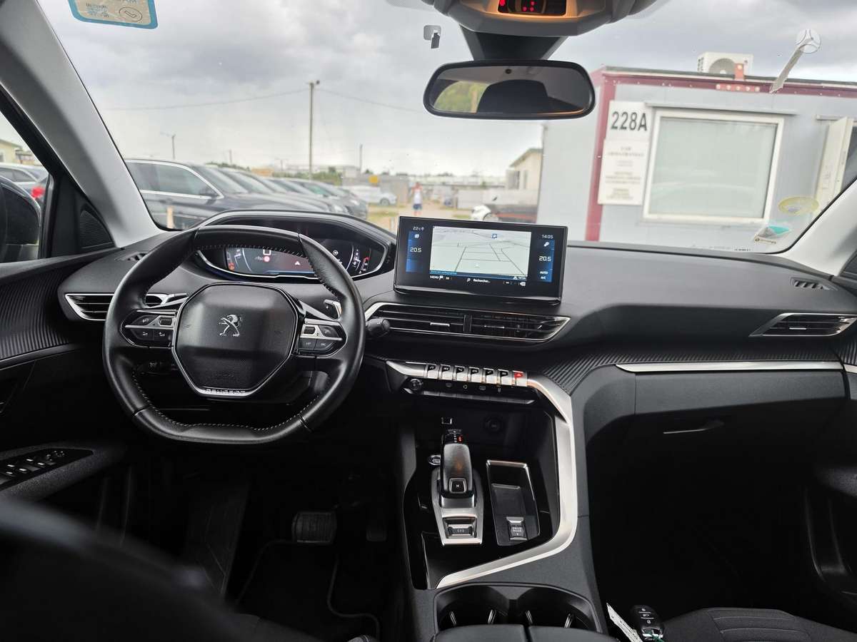 Peugeot 3008 - 8