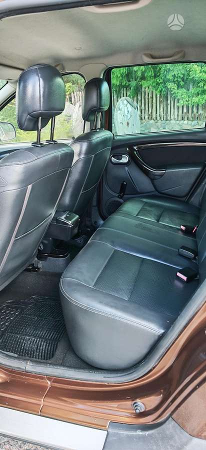 Dacia Duster, 1.5 l., Внедорожник / Кроссовер
