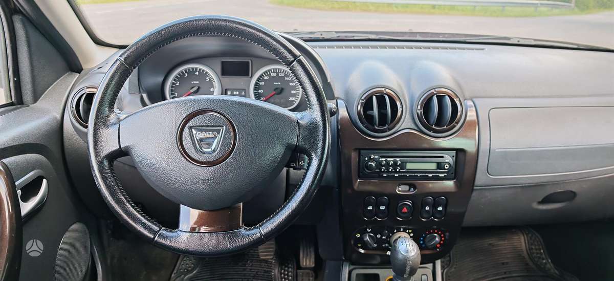 Dacia Duster, 1.5 l., Внедорожник / Кроссовер