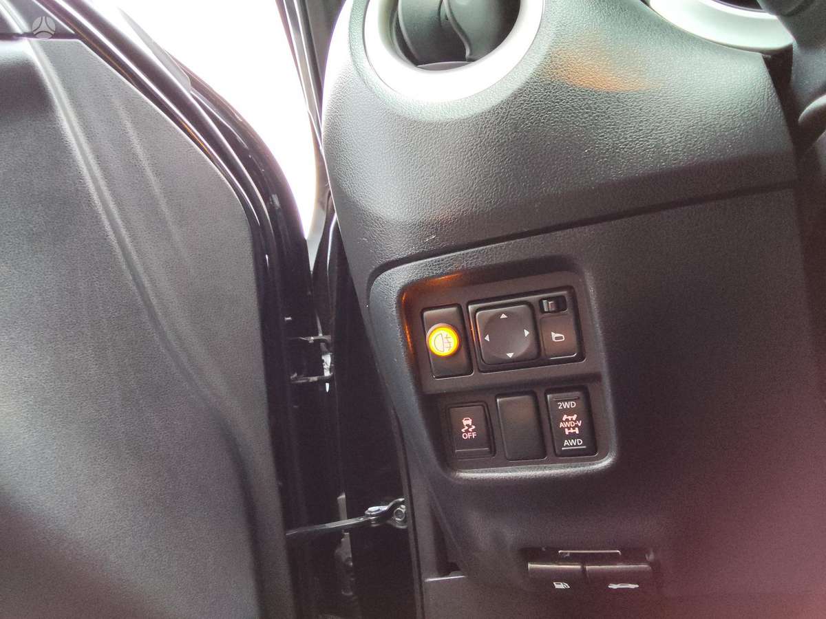 Nissan Juke, 1.6 l., mpv / minivan