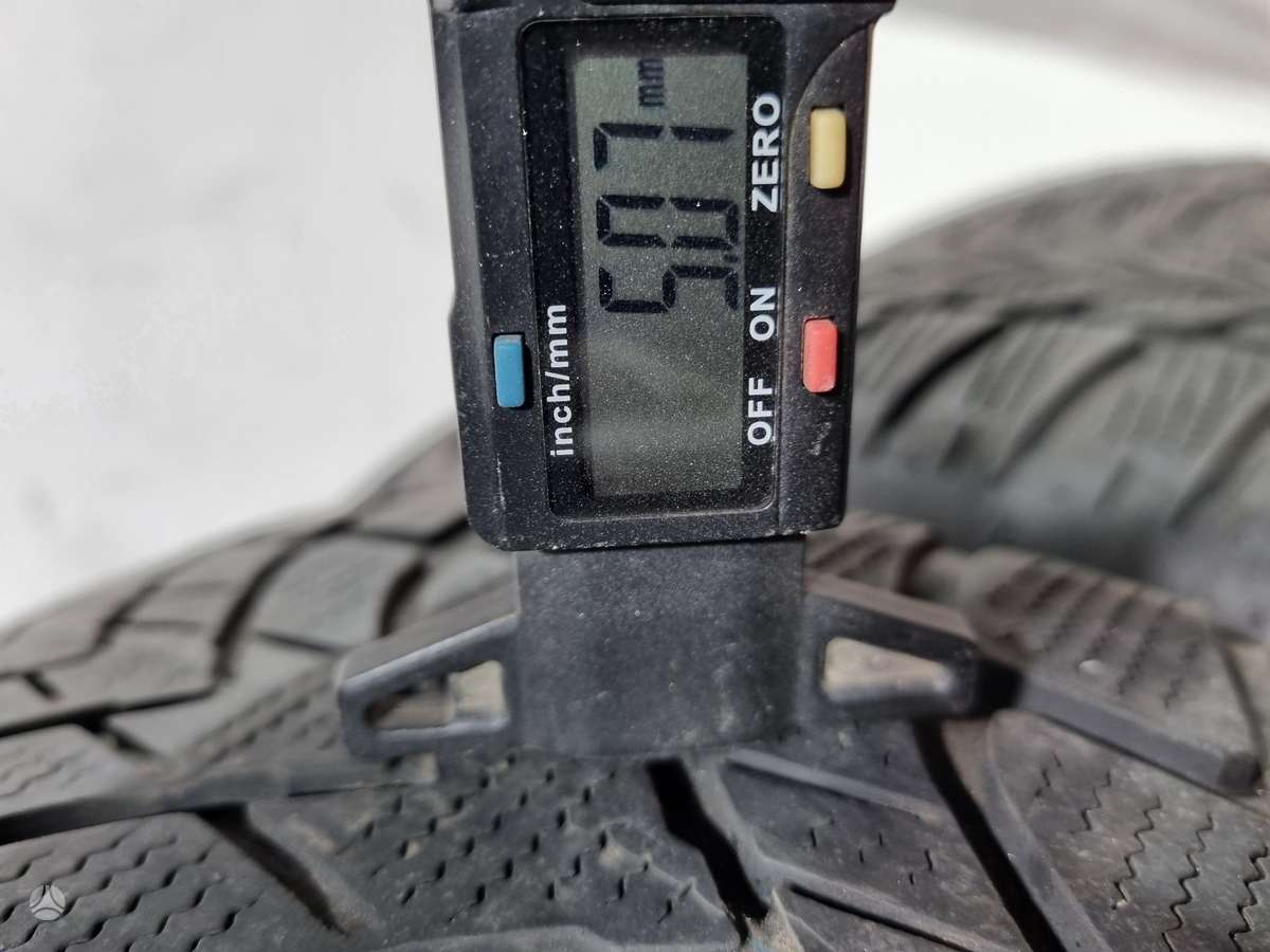 Dunlop 5mm, всесезонные 215/55 R18