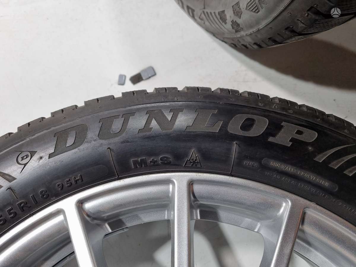 Dunlop 5mm, всесезонные 215/55 R18