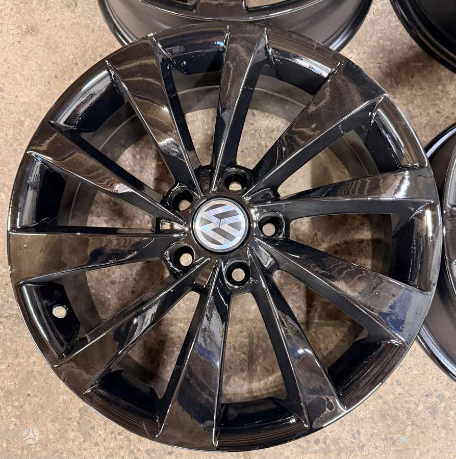 Volkswagen, light alloy, R18