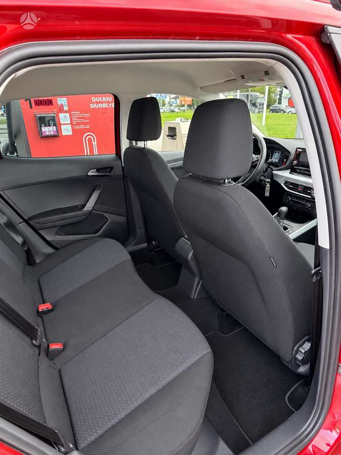 SEAT Arona - 7
