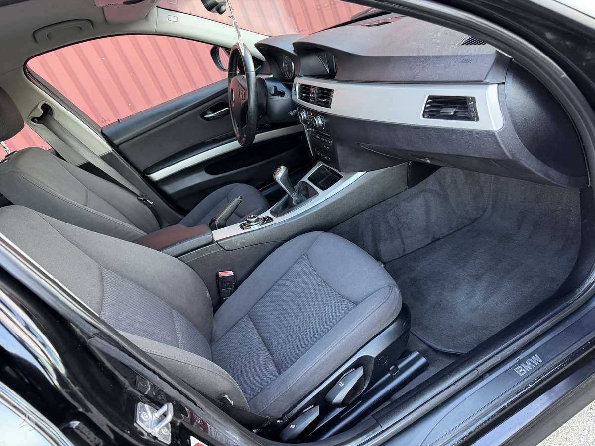 BMW 318, 2.0 l., Универсал