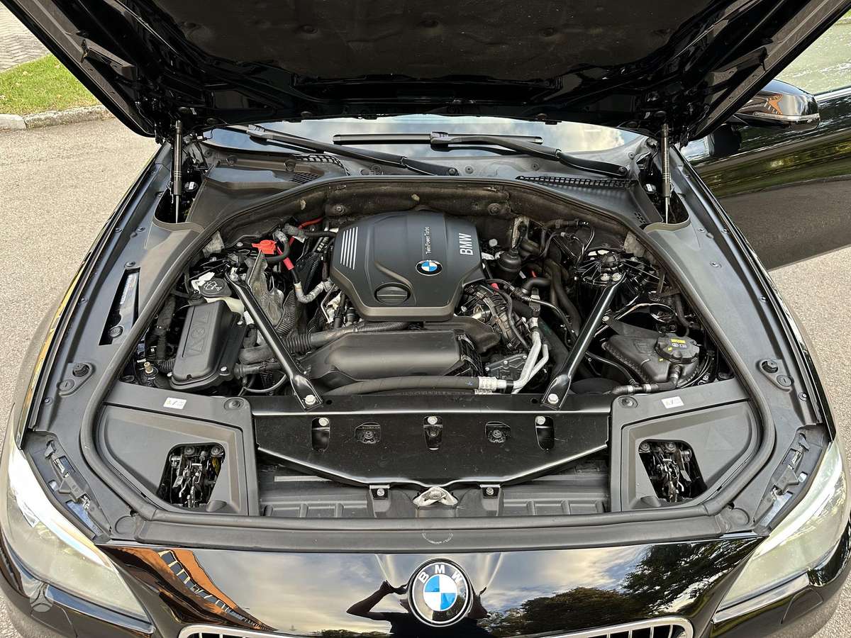 BMW 520, 2.0 l., universalas