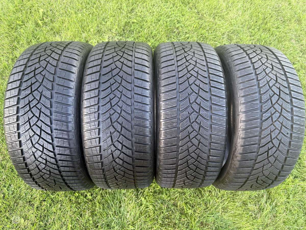 Goodyear Performance+ 2023m, зимние 245/40 R20