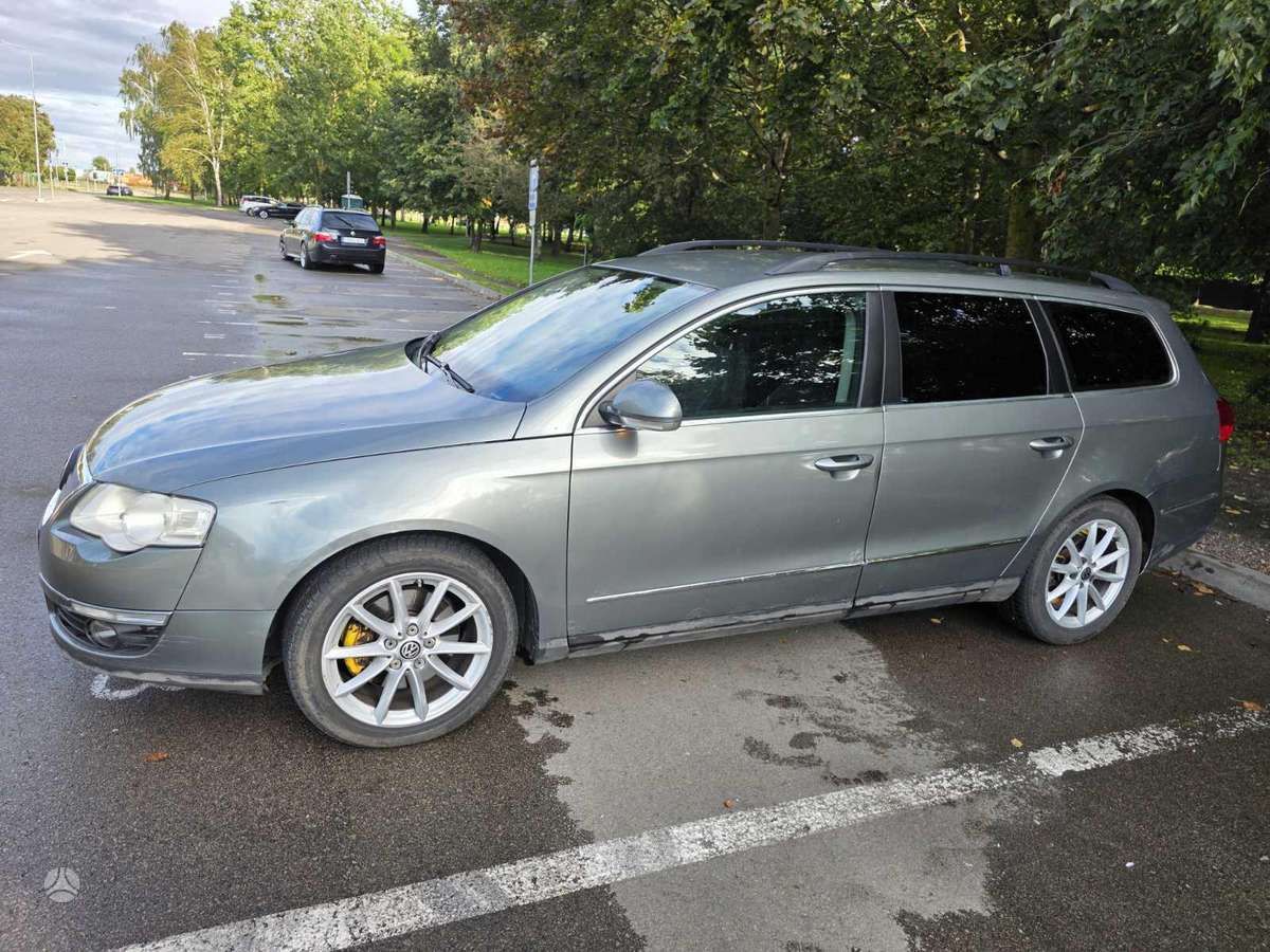 Volkswagen Passat - 4