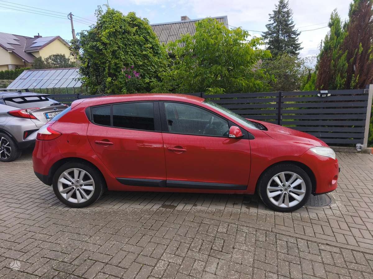 Renault Megane - 2