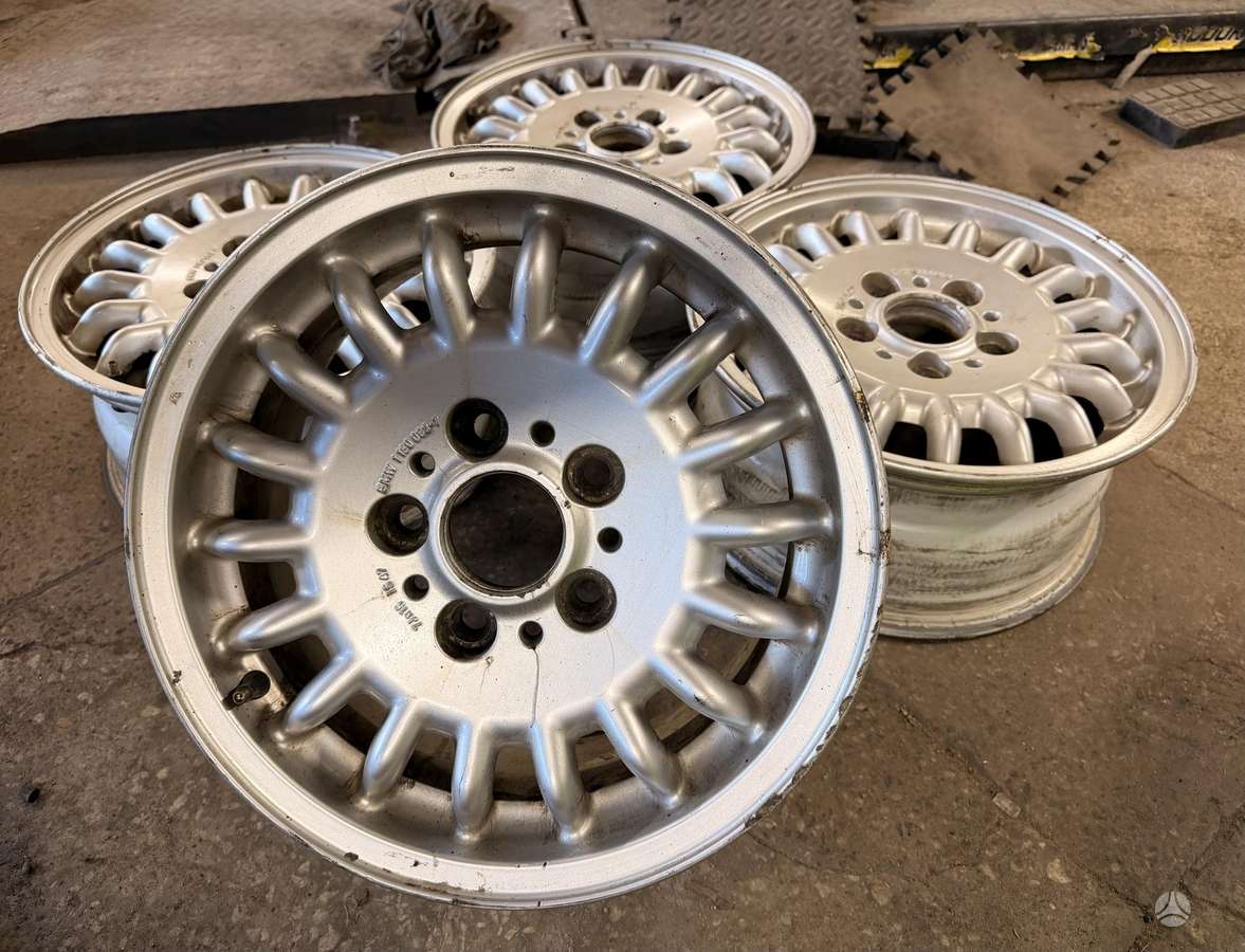 BMW, lengvojo lydinio, R15
