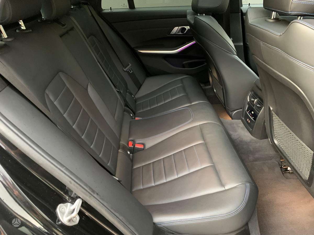 BMW 330, 3.0 l., Универсал