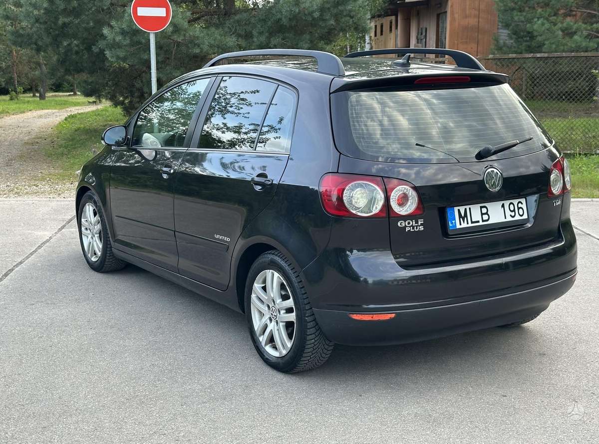 Volkswagen Golf Plus - 8