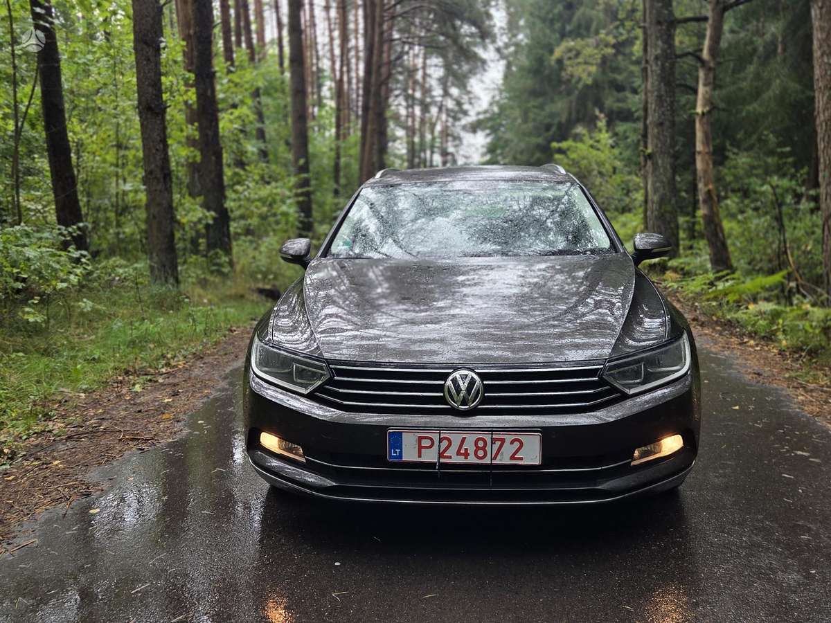 Volkswagen Passat - 2