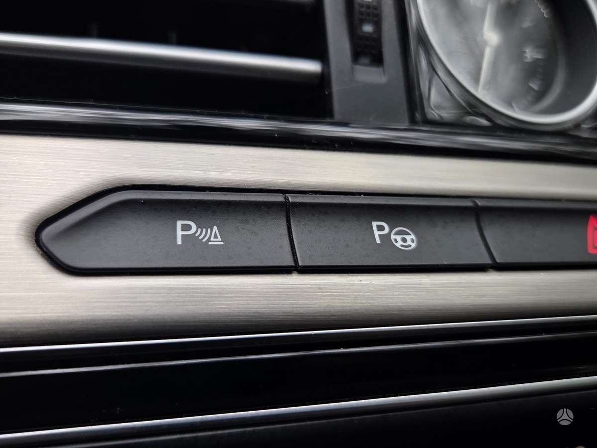 Volkswagen Passat, 2.0 l., Универсал