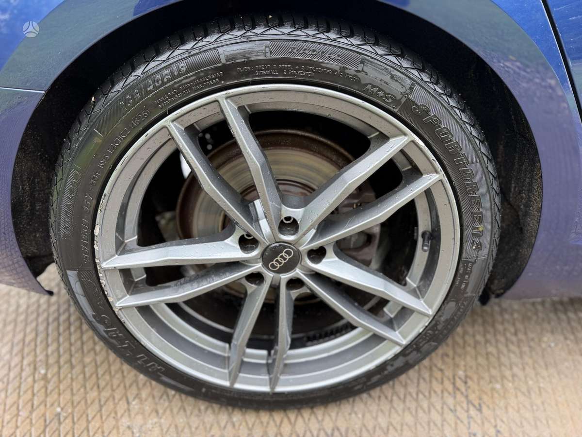 Audi A4, 2.0 l., sedanas