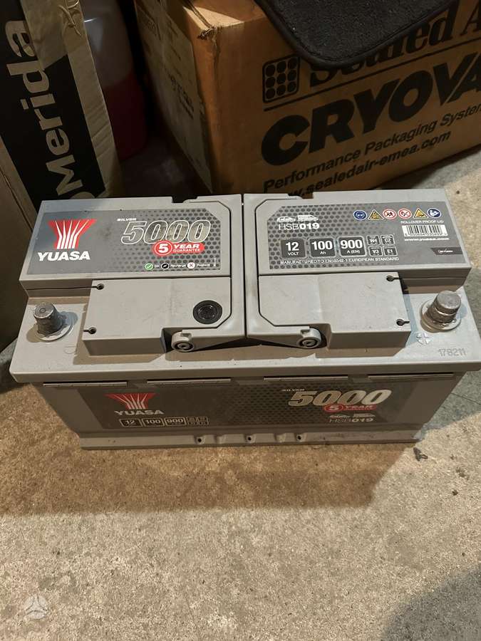 Yuasa 100ah 900A