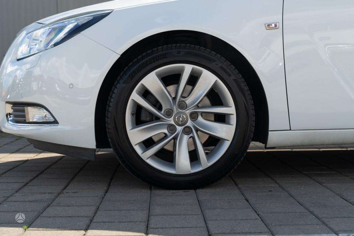 Opel Insignia, 2.0 l., Универсал