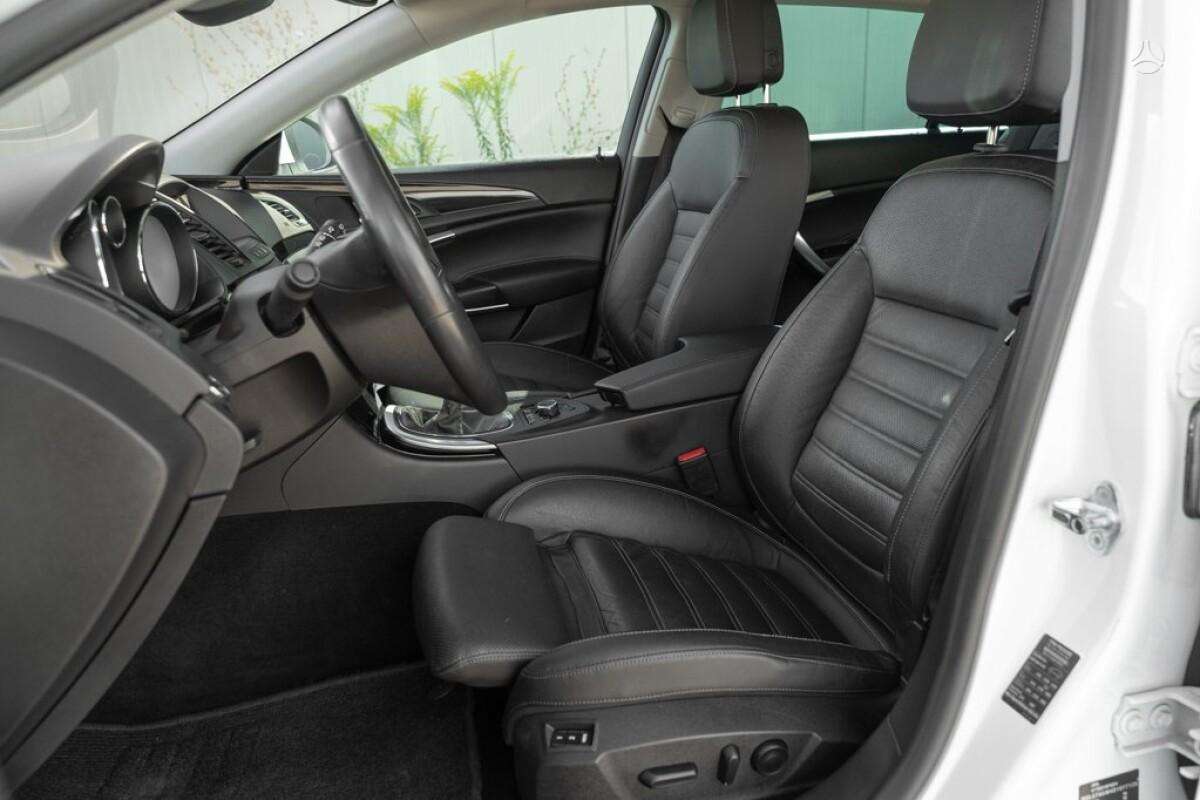 Opel Insignia, 2.0 l., Универсал