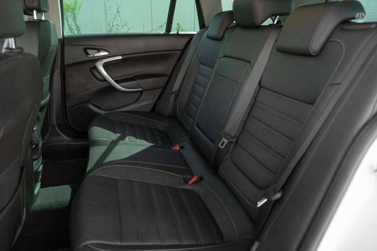Opel Insignia, 2.0 l., Универсал