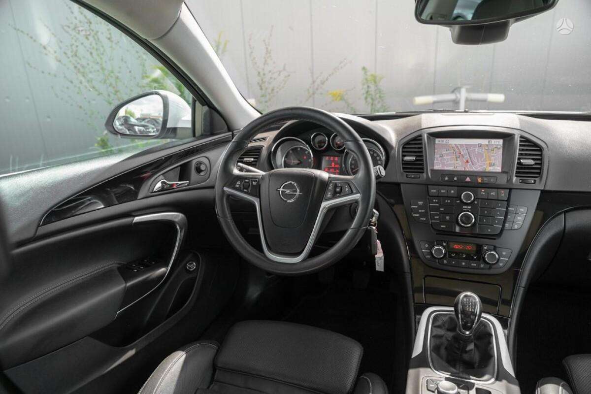 Opel Insignia, 2.0 l., Универсал