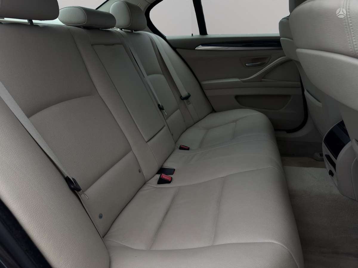 BMW 530, 3.0 l., Седан