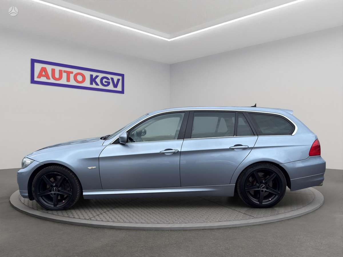 BMW 330, 3.0 l., Универсал