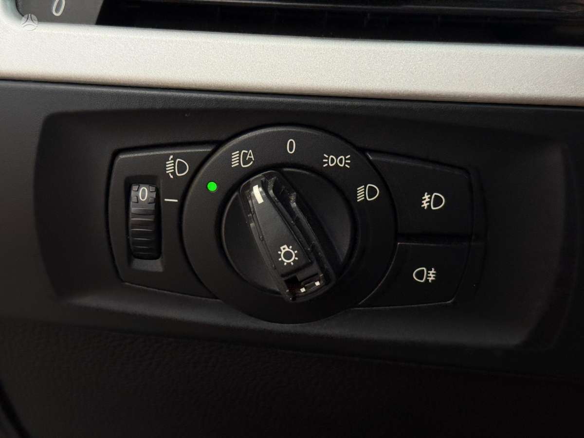 BMW 318, 2.0 l., wagon