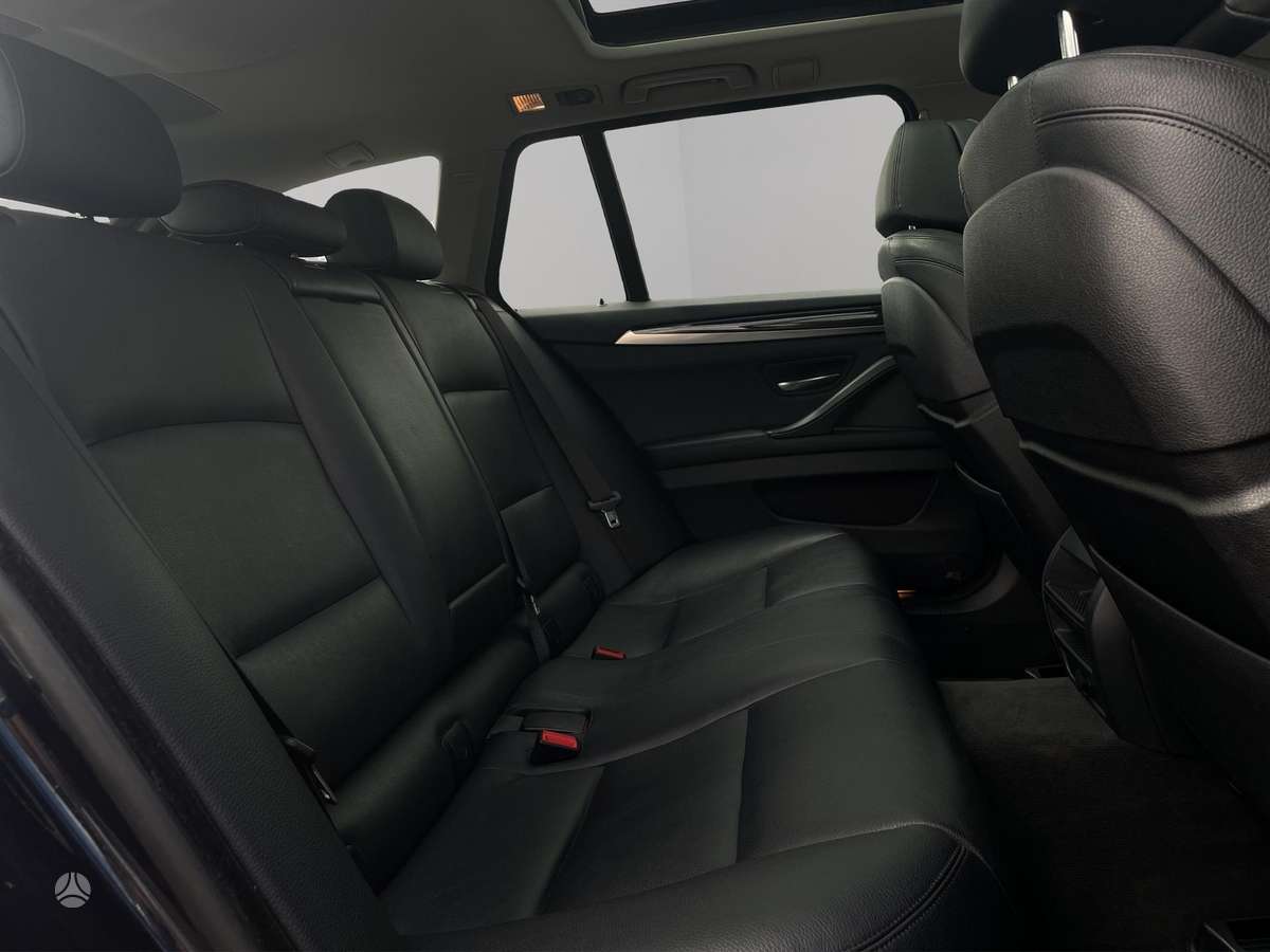 BMW 530, wagon
