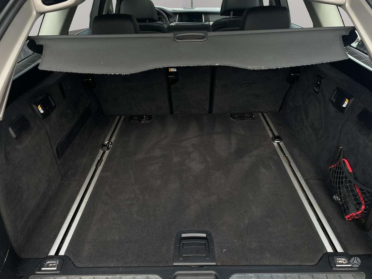 BMW 530, wagon