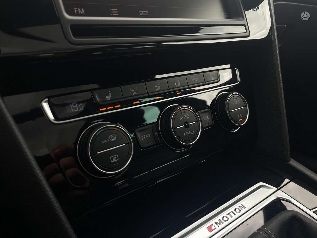 Volkswagen Passat, 2.0 l., Универсал