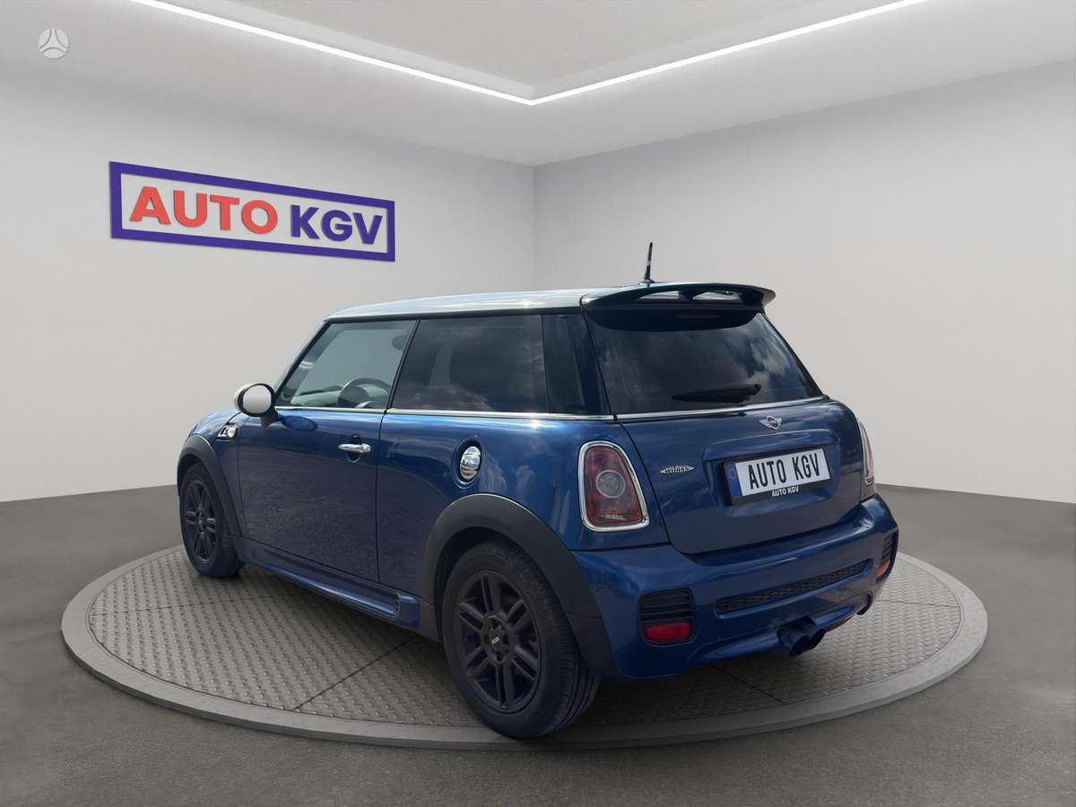 Mini Cooper JCW, 1.6 l., Хэтчбек