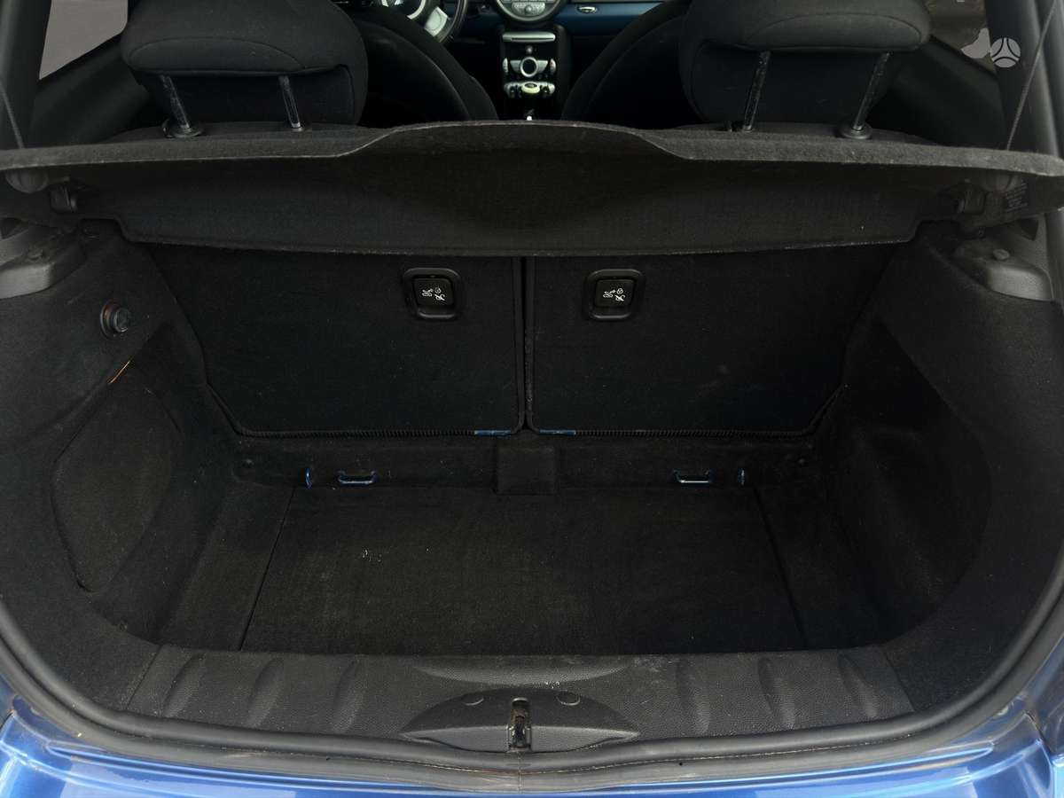 Mini Cooper JCW, 1.6 l., Хэтчбек