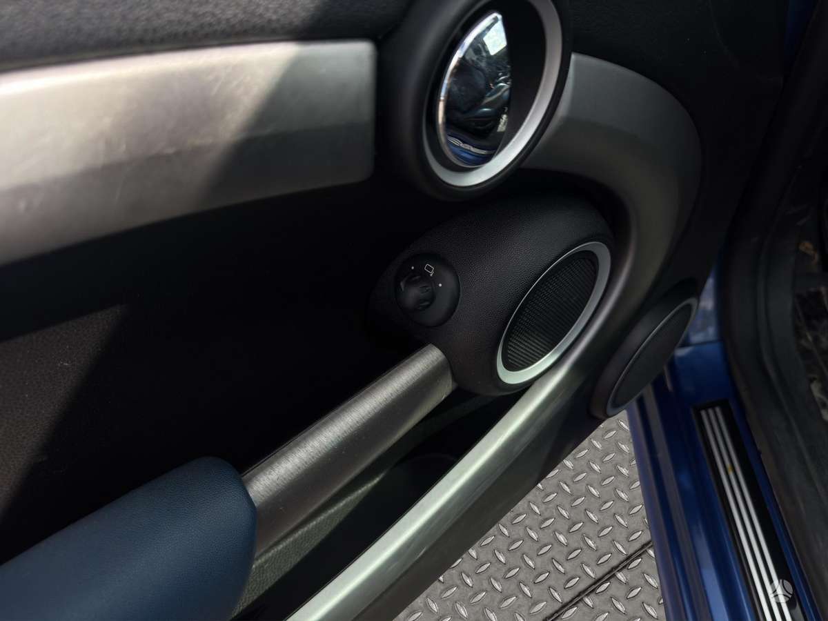 Mini Cooper JCW, 1.6 l., Хэтчбек