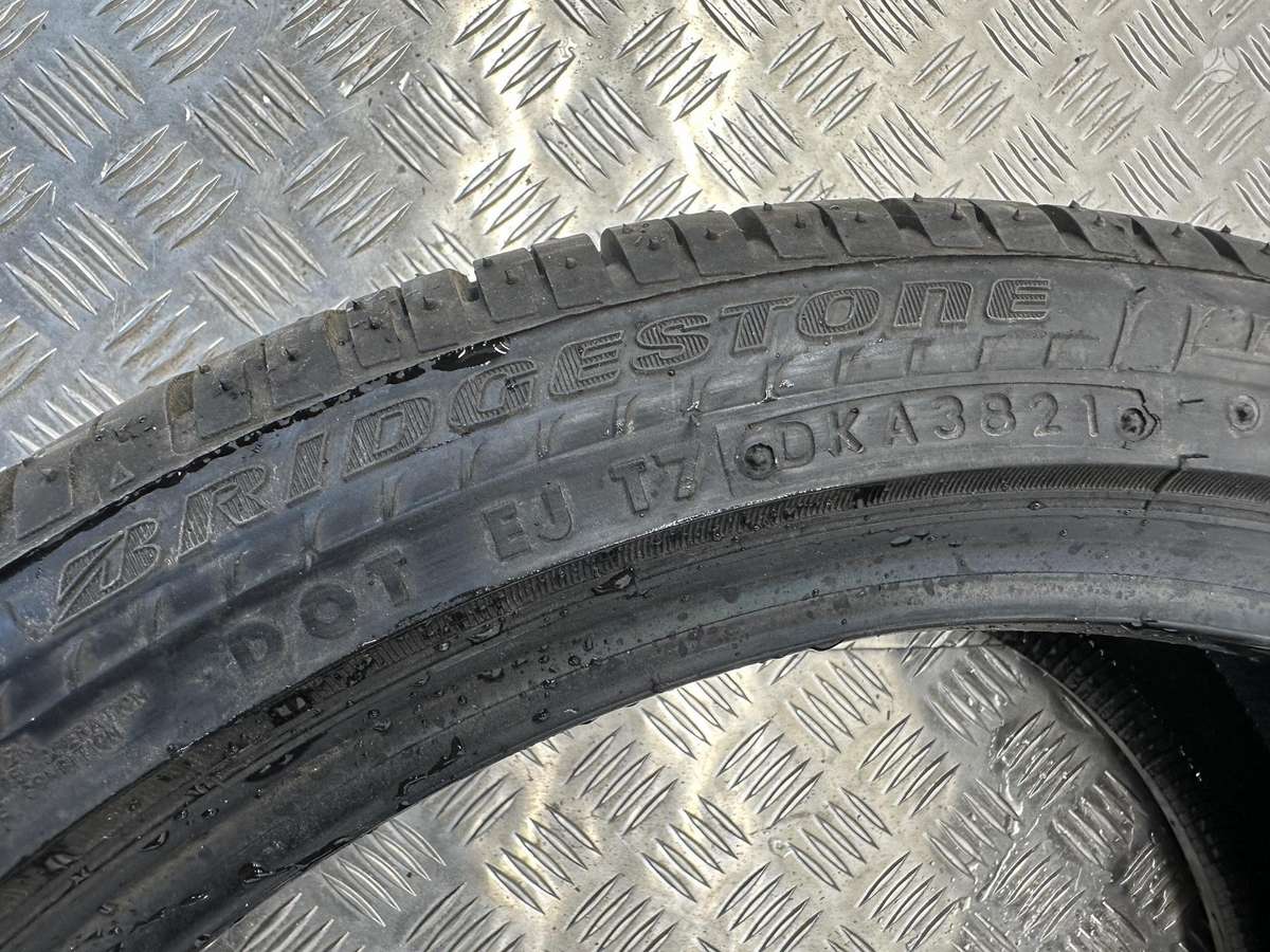 Bridgestone Driveguard, всесезонные 225/40 R18