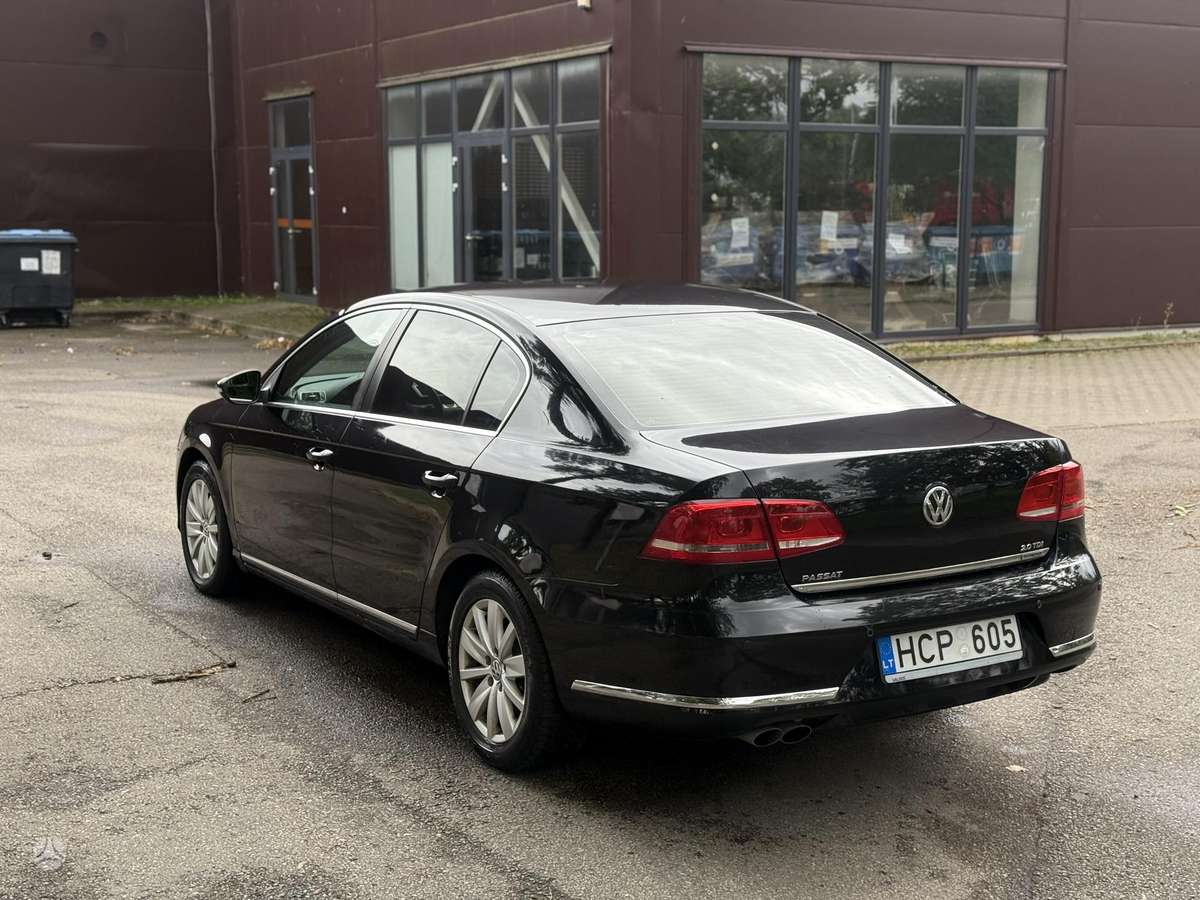 Volkswagen Passat - 3