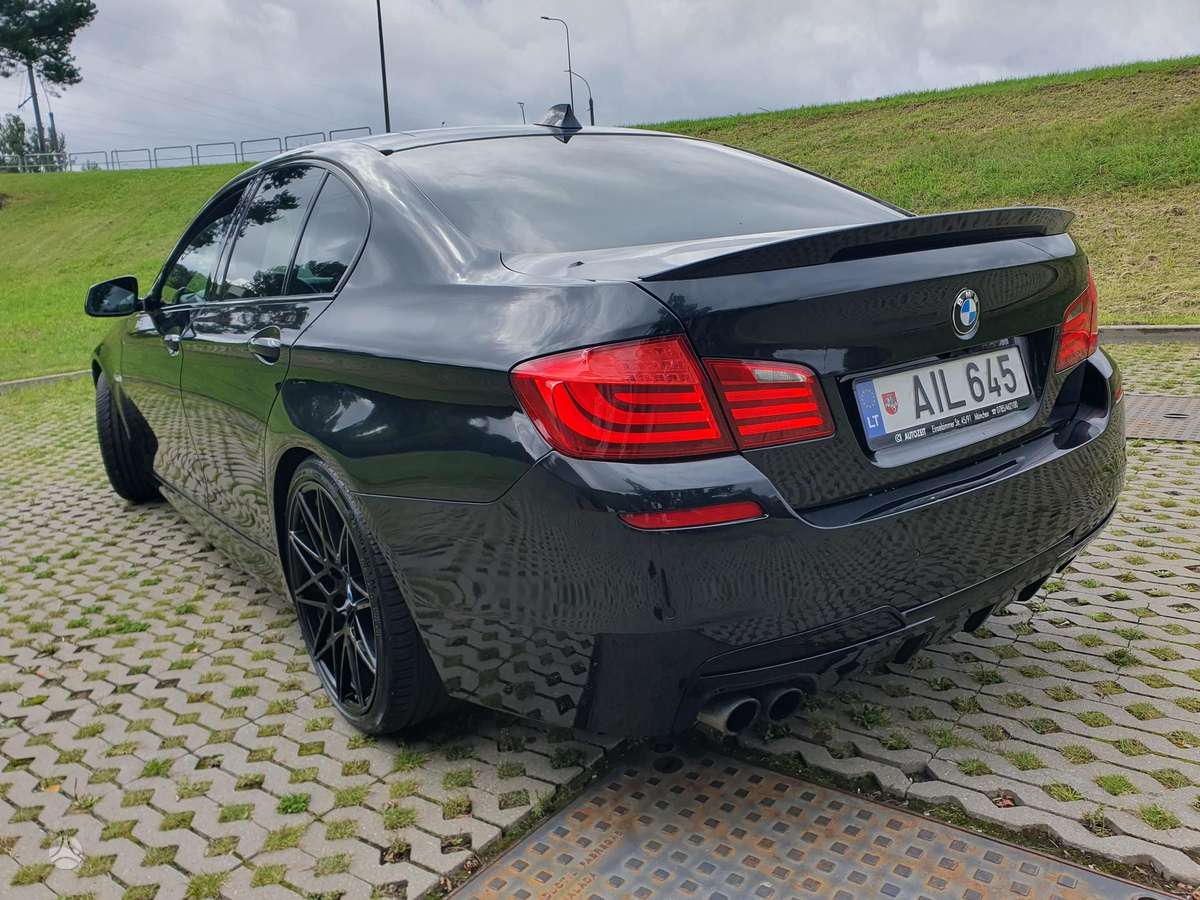 BMW 520, 2.0 l., Седан