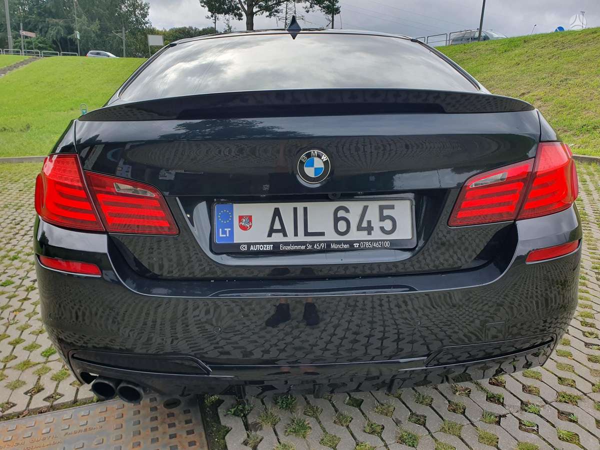 BMW 520, 2.0 l., Седан