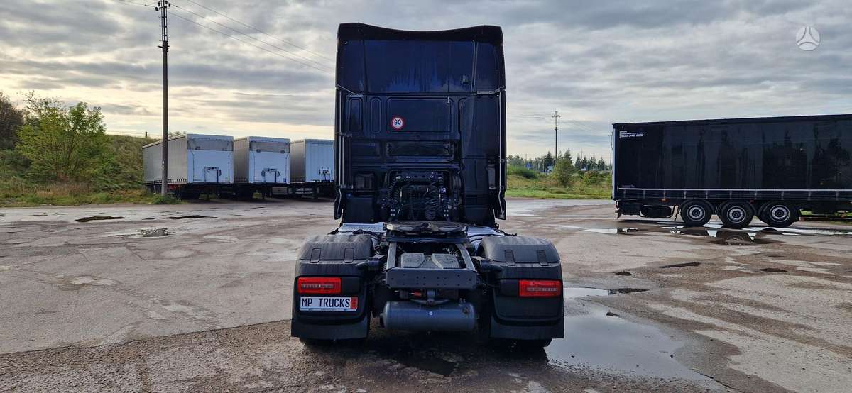 DAF XF 510, 2 miegamosios vietos