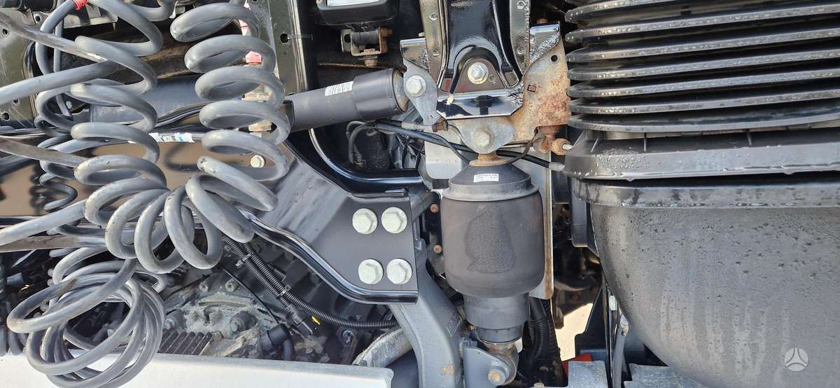 DAF XF 510, 2 miegamosios vietos