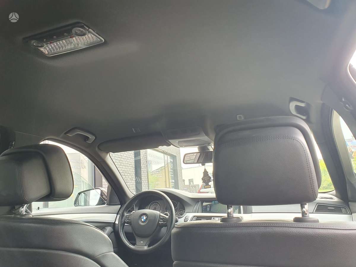 BMW 520, 2.0 l., Седан