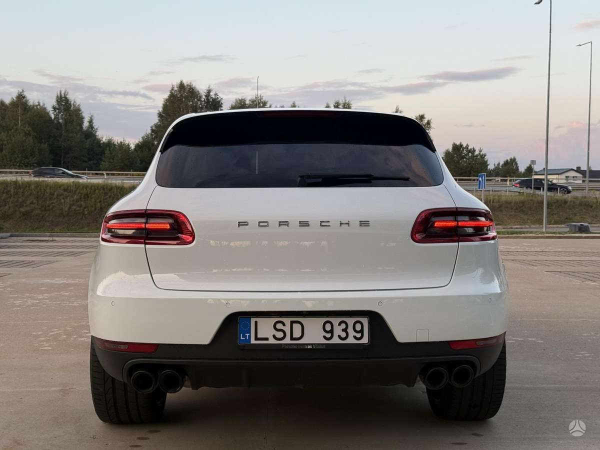 Porsche Macan - 8