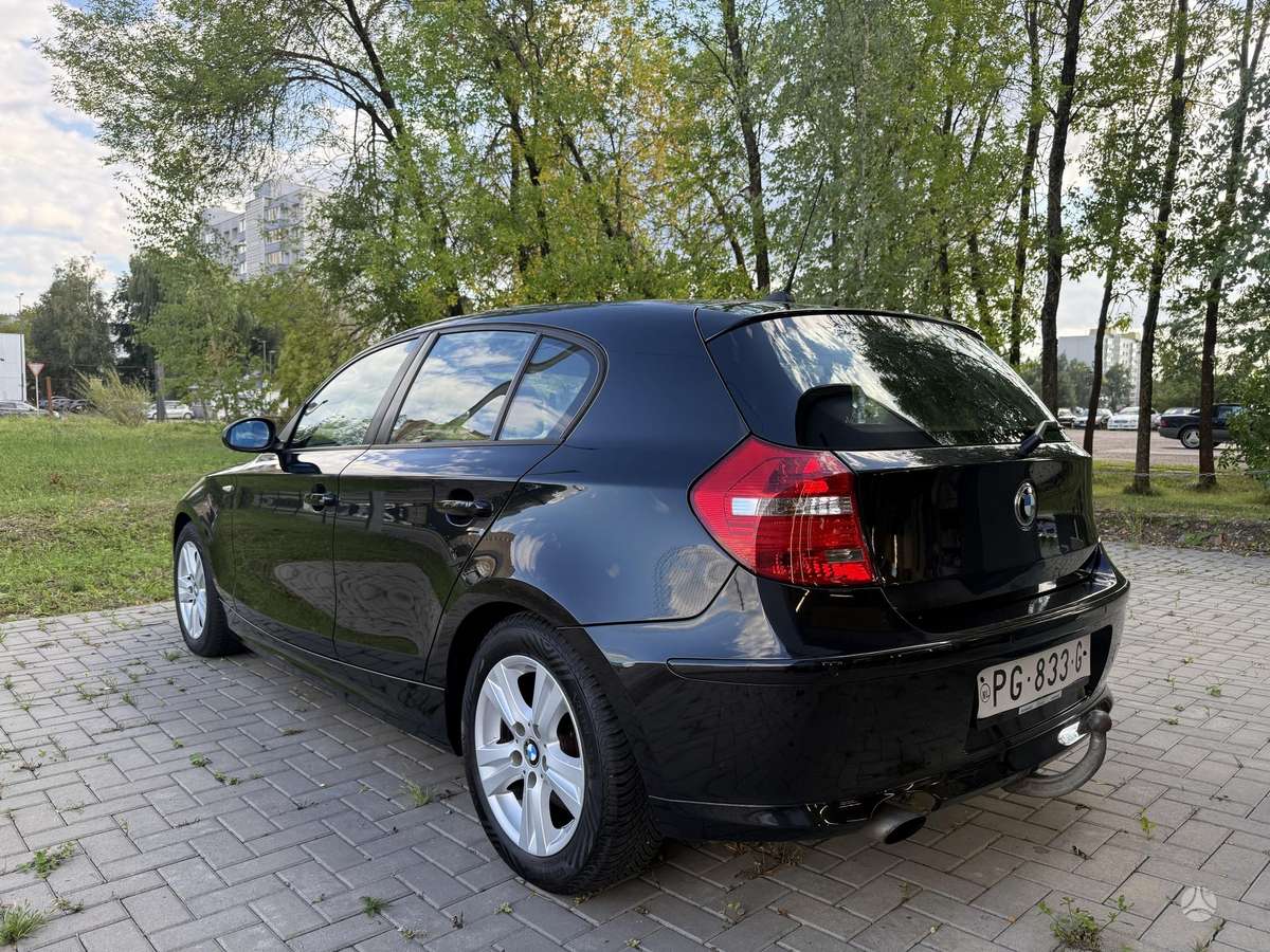 BMW 118, 2.0 l., hatchback