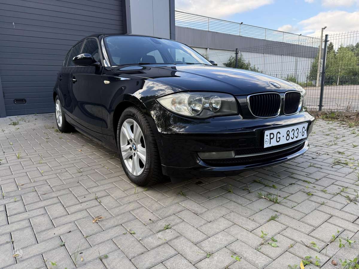 BMW 118, 2.0 l., hatchback