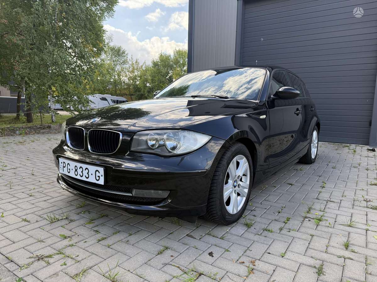 BMW 118, 2.0 l., hatchback