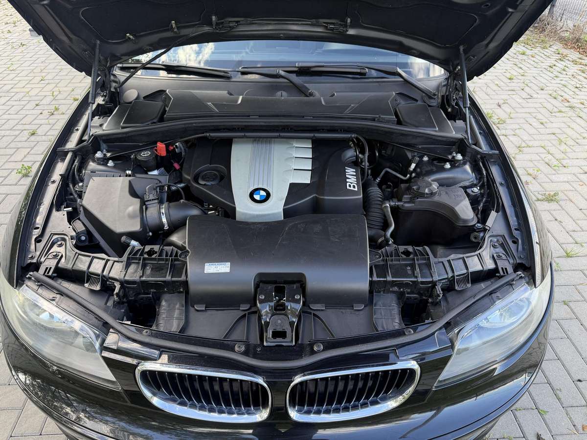 BMW 118, 2.0 l., Хэтчбек
