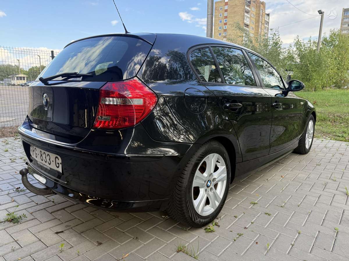 BMW 118, 2.0 l., Хэтчбек