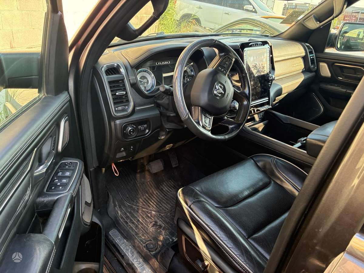 RAM 1500, 3.6 l., Пикап