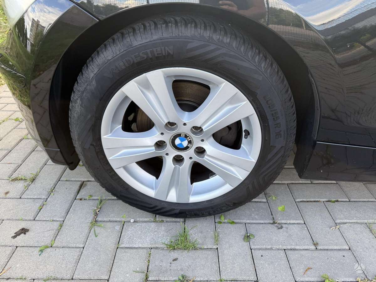 BMW 118, 2.0 l., hatchback