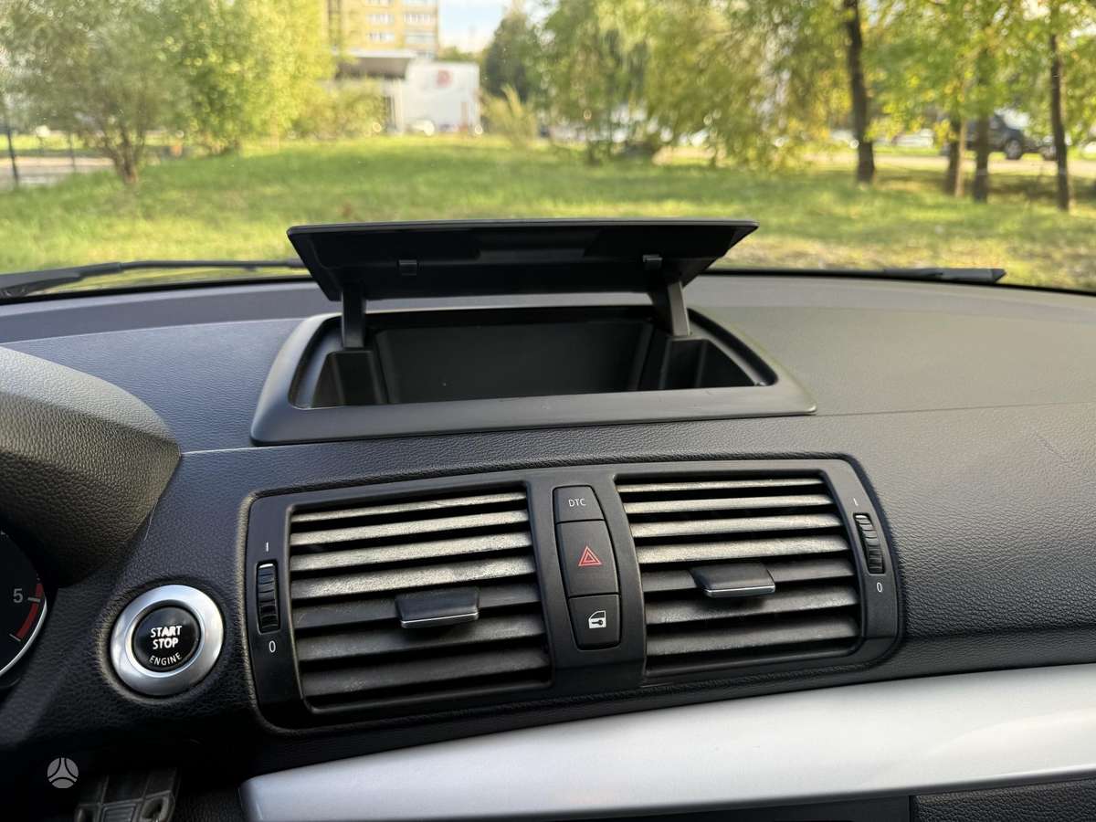 BMW 118, 2.0 l., Хэтчбек