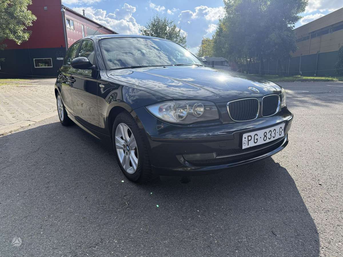 BMW 118, 2.0 l., hatchback